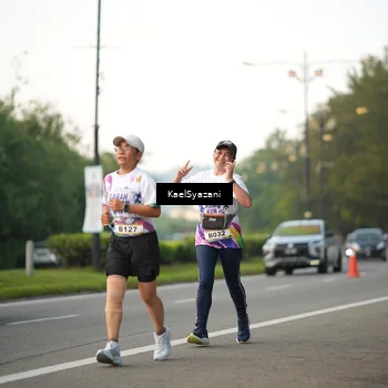 Runner Photo 6068039