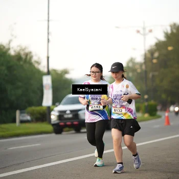 Runner Photo 6068046