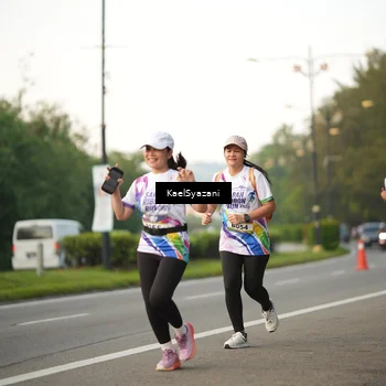 Runner Photo 6068054