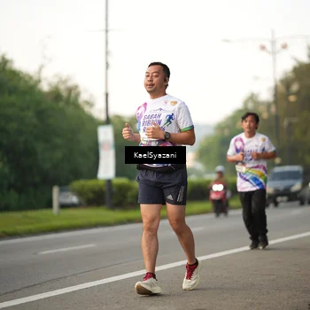Runner Photo 6068060