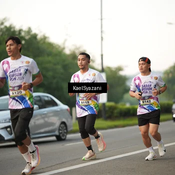 Runner Photo 6068069