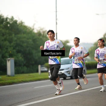 Runner Photo 6068072