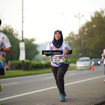 Runner Photo 6068084