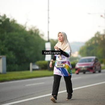 Runner Photo 6068091
