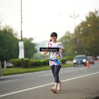 Runner Photo 6068125