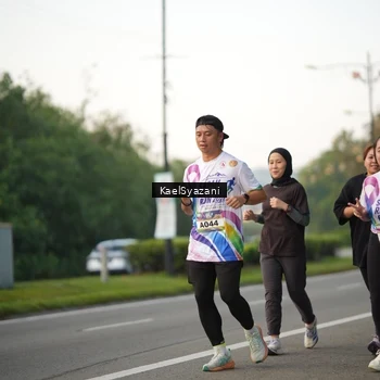 Runner Photo 6068127