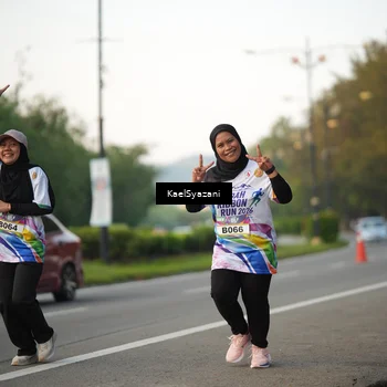 Runner Photo 6068141