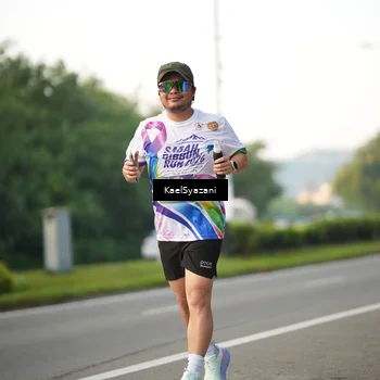 Runner Photo 6068180
