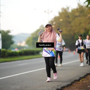 Runner Photo 6068187