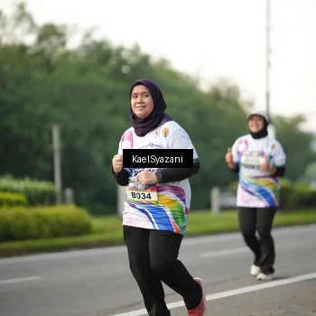 Runner Photo 6068191
