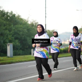 Runner Photo 6068192