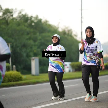 Runner Photo 6068193