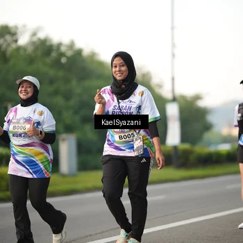 Runner Photo 6068197