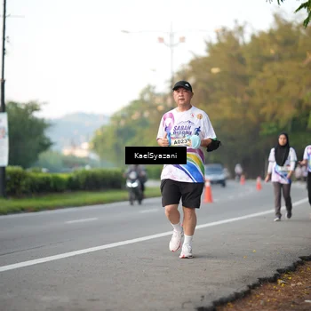 Runner Photo 6068214