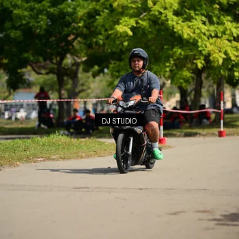 Runner Photo 6069034