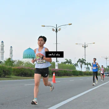 Runner Photo 6069253