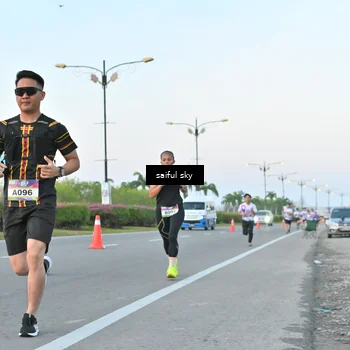 Runner Photo 6069354