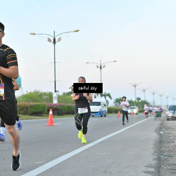 Runner Photo 6069359