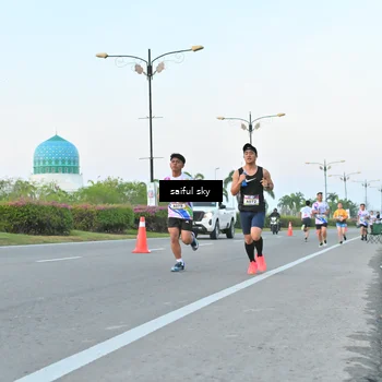Runner Photo 6069500