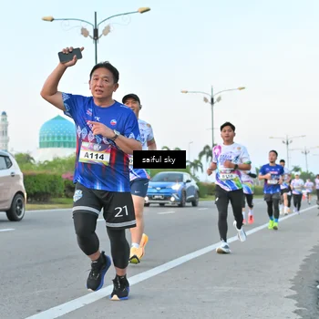 Runner Photo 6069684