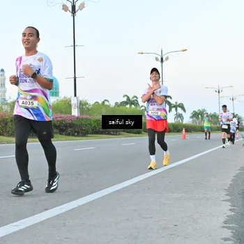 Runner Photo 6069792
