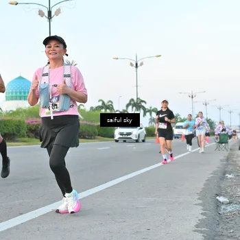 Runner Photo 6069838