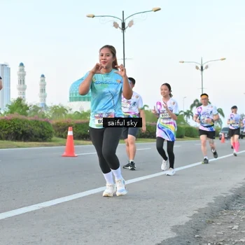 Runner Photo 6069860