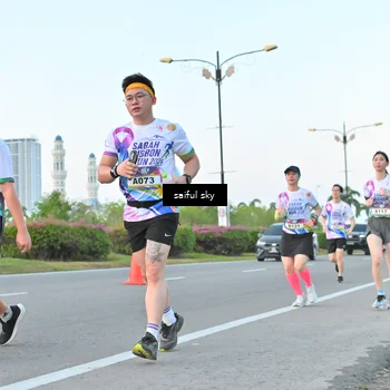 Runner Photo 6069875