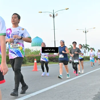 Runner Photo 6070000