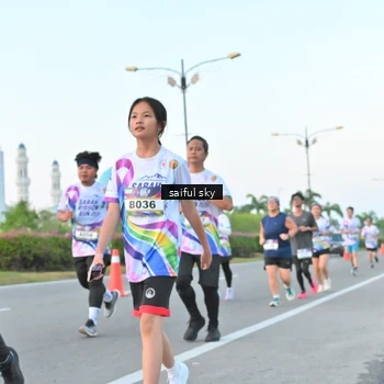 Runner Photo 6070005