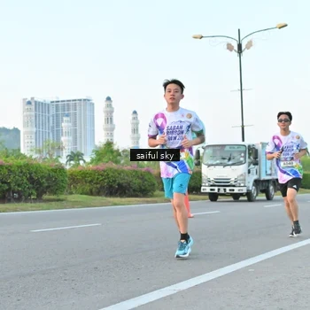 Runner Photo 6070014