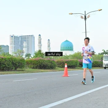 Runner Photo 6070018