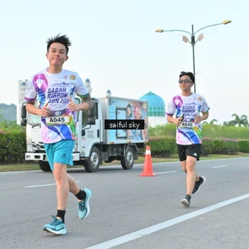 Runner Photo 6070031