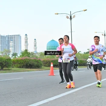 Runner Photo 6070033