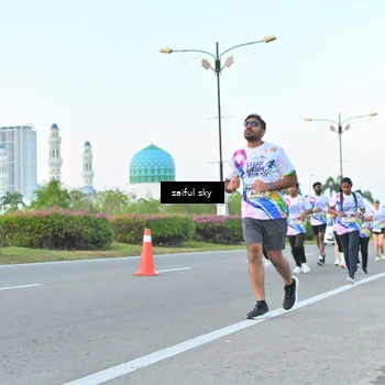 Runner Photo 6070050