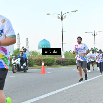 Runner Photo 6070055