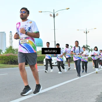 Runner Photo 6070058
