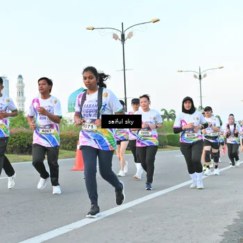 Runner Photo 6070065