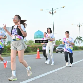 Runner Photo 6070108