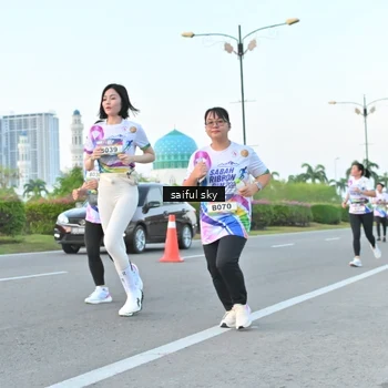 Runner Photo 6070116