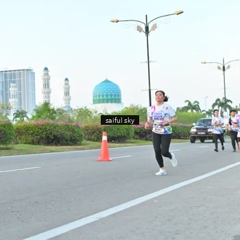 Runner Photo 6070123
