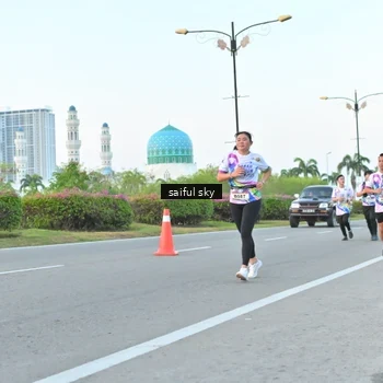 Runner Photo 6070124