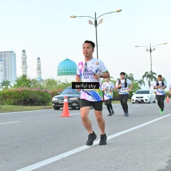 Runner Photo 6070135