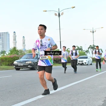 Runner Photo 6070137