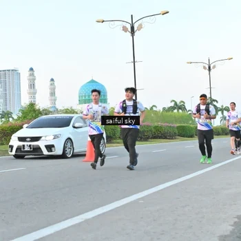 Runner Photo 6070142