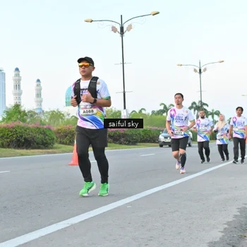 Runner Photo 6070157