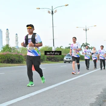 Runner Photo 6070160