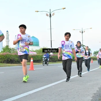 Runner Photo 6070188
