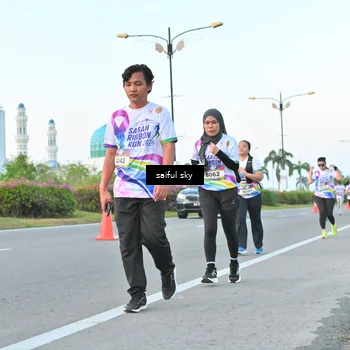 Runner Photo 6070203
