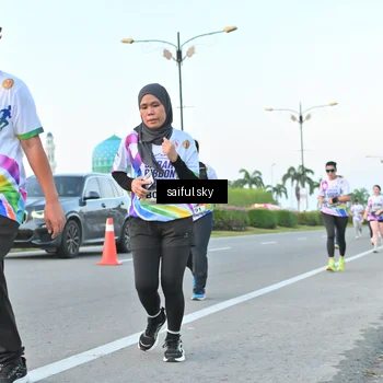 Runner Photo 6070205